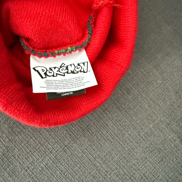 Pikachu Holiday Kids Beanie - official Pokémon merchandise - Picture 3 of 5